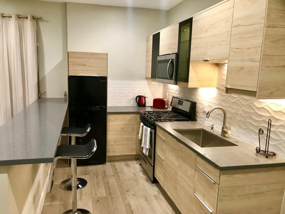 شقة لوس أنجلوس  في 11642 Gothic Avenue المظهر الخارجي الصورة