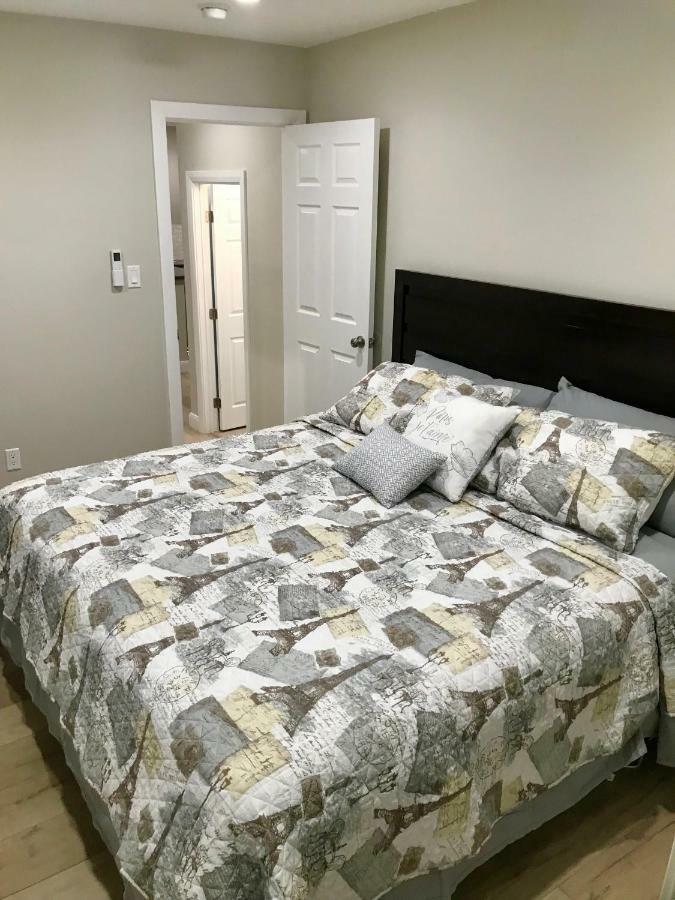 شقة لوس أنجلوس  في 11642 Gothic Avenue المظهر الخارجي الصورة